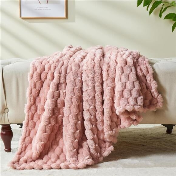 Super Soft Throw Blanket Pink Premium Silky Flannel Fleece 3D Clouds 50"x60" - Picture 6 of 6